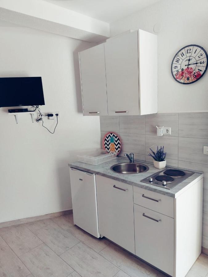 Apartmani Butigan-Tiha Luka Neum Ngoại thất bức ảnh