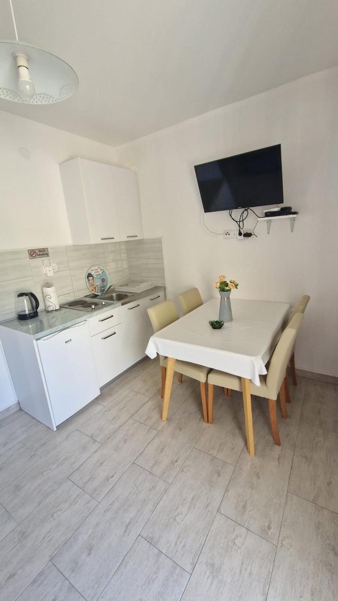 Apartmani Butigan-Tiha Luka Neum Ngoại thất bức ảnh