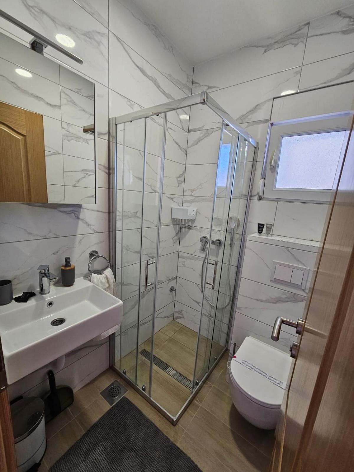 Apartmani Butigan-Tiha Luka Neum Ngoại thất bức ảnh